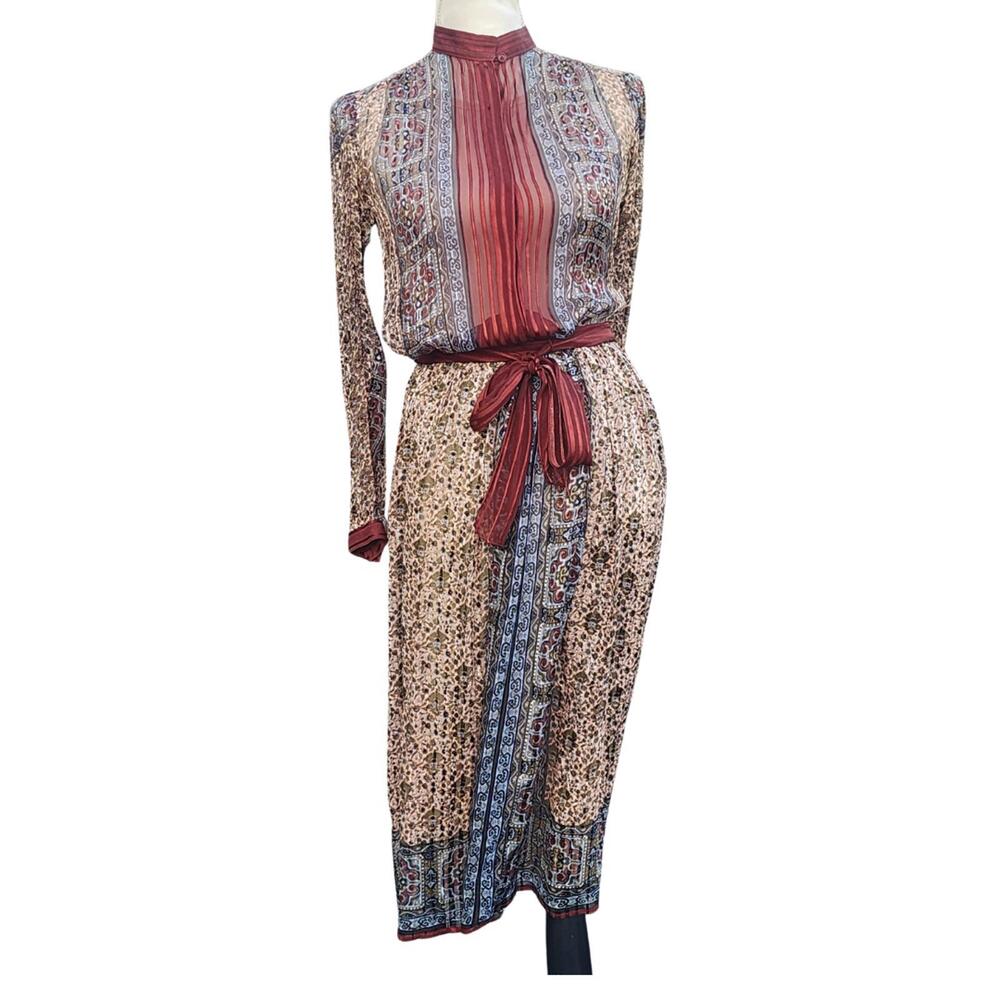 The Silk Farm. 70s 100% Silk, Multi Color Print Skirt & Top Set. Size: 4/6